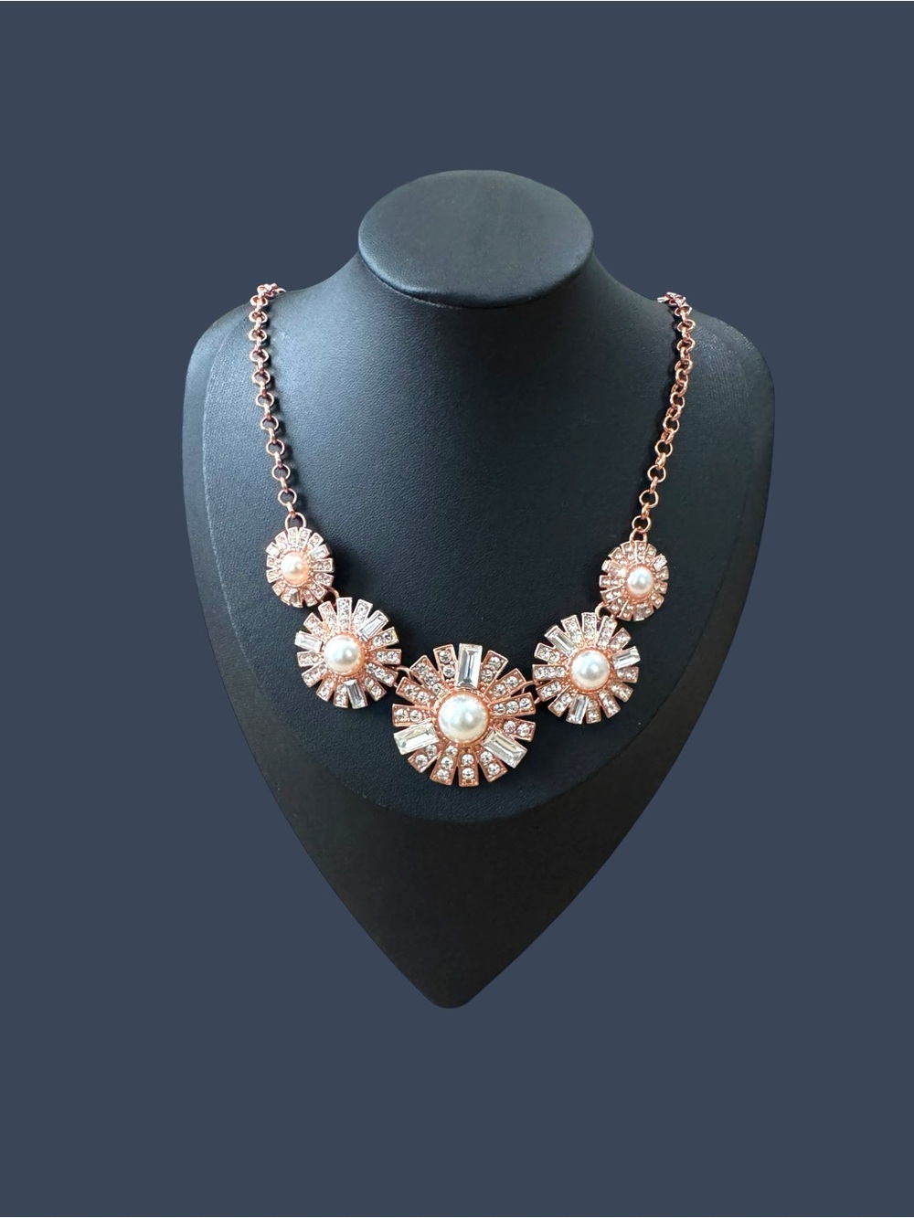 Rose Gold Pearl & Rhinestone Floral Statement Necklace – 9.5” Drop